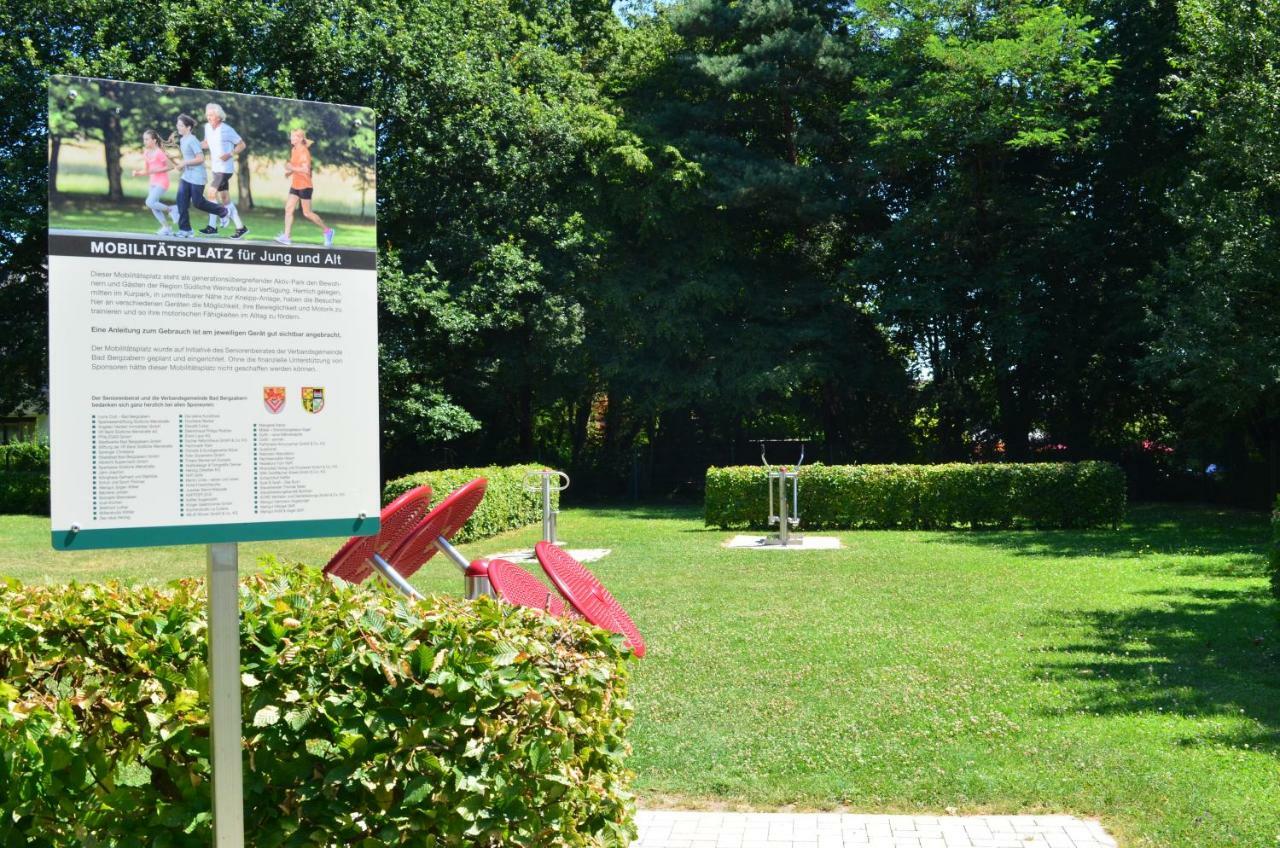 Ferienwohnung Berger Kurparkresidenz Bad Bergzabern Luaran gambar